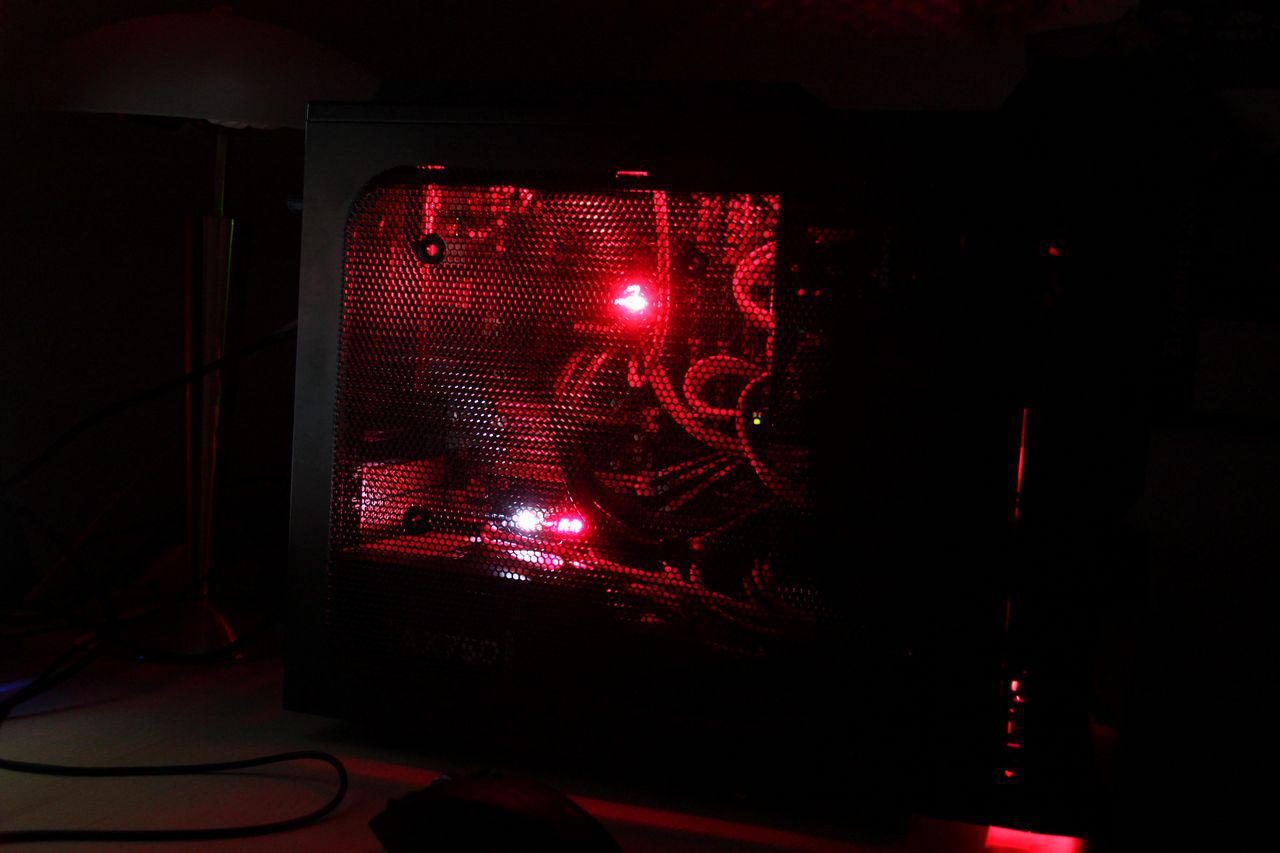 [23/09/2011] NZXT Vulcan Black-Red: Die Casemod zum Herumtragen (24)