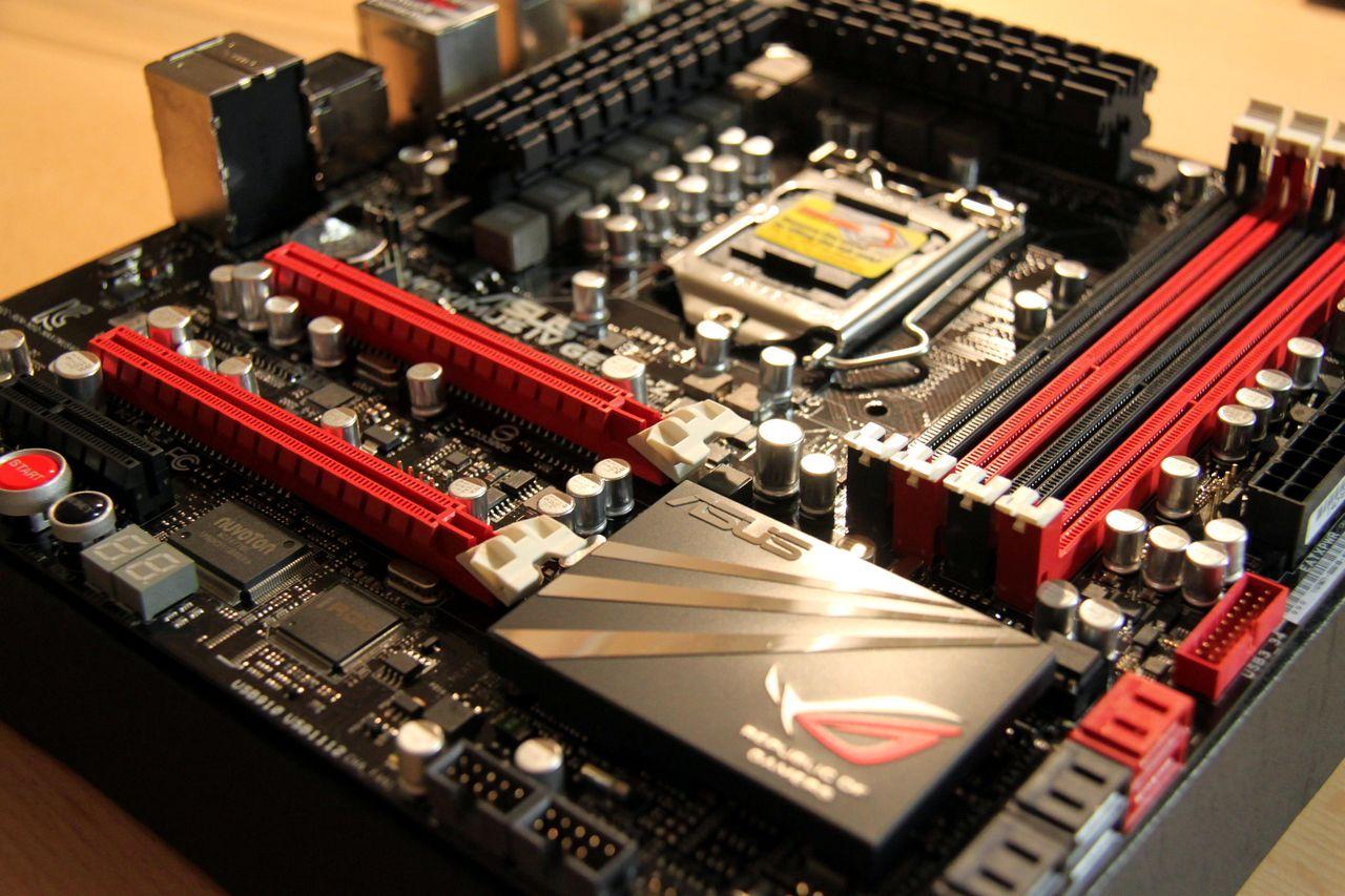 [23/09/2011] NZXT Vulcan Black-Red: Die Casemod zum Herumtragen (42)