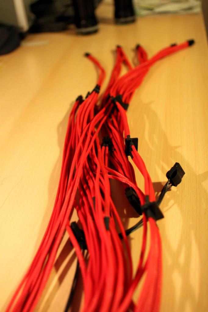 [23/09/2011] NZXT Vulcan Black-Red: Die Casemod zum Herumtragen (50)