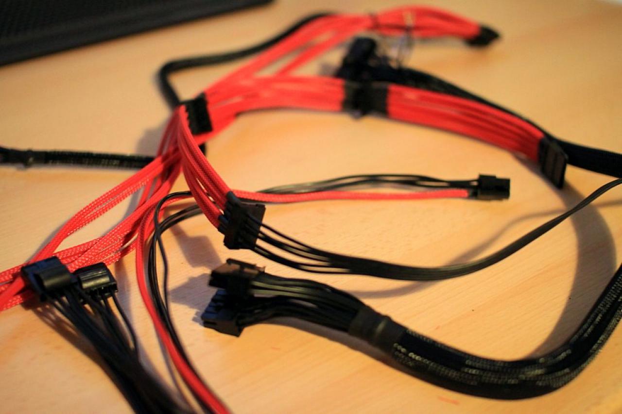 [23/09/2011] NZXT Vulcan Black-Red: Die Casemod zum Herumtragen (58)