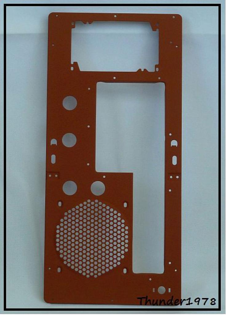 [09/09/2011] Ausnahme-Casemod in Braun-Weiß: Gewagtes Farbkonzept und tolle Umsetzung (7)
