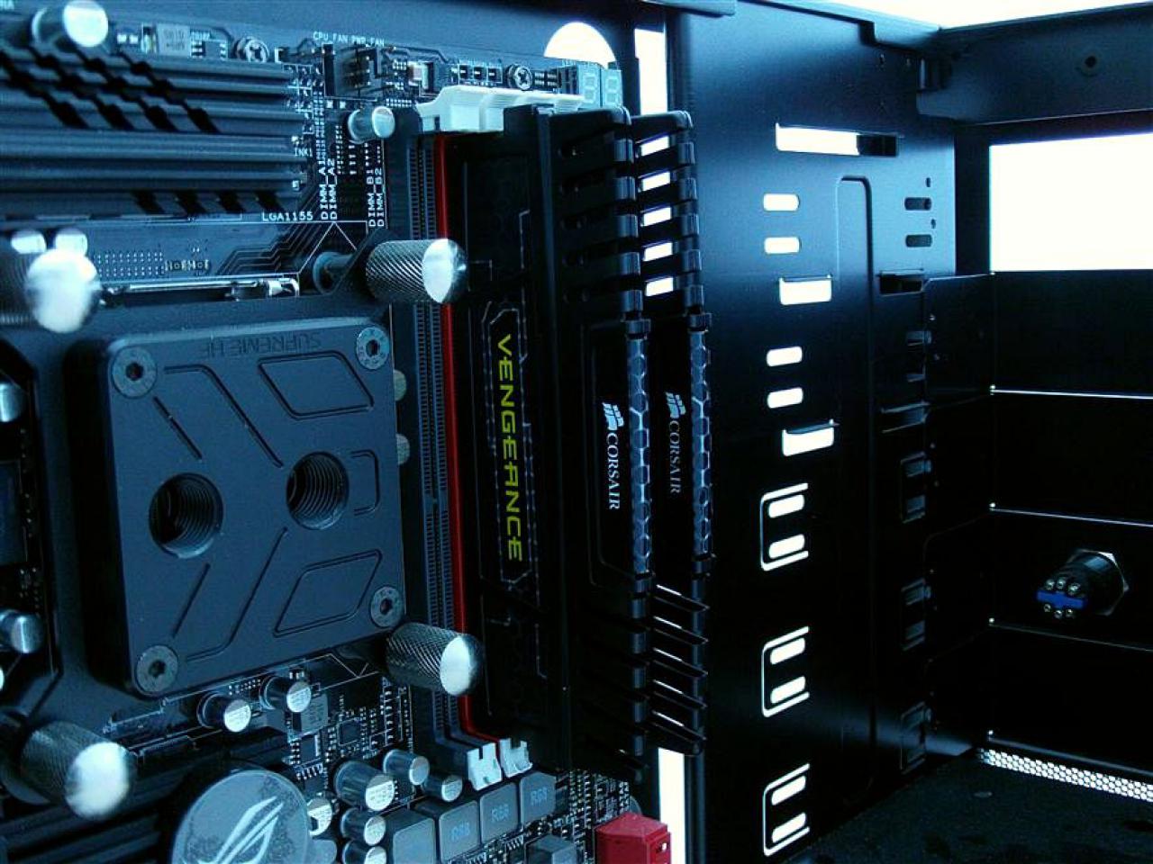 [30/09/2011] Benes erster PC: Spannendes Eigenbau-Projekt und Community-Hit (242)