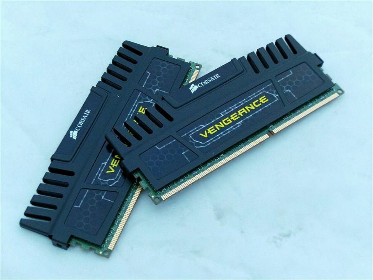 [30/09/2011] Benes erster PC: Spannendes Eigenbau-Projekt und Community-Hit (249)