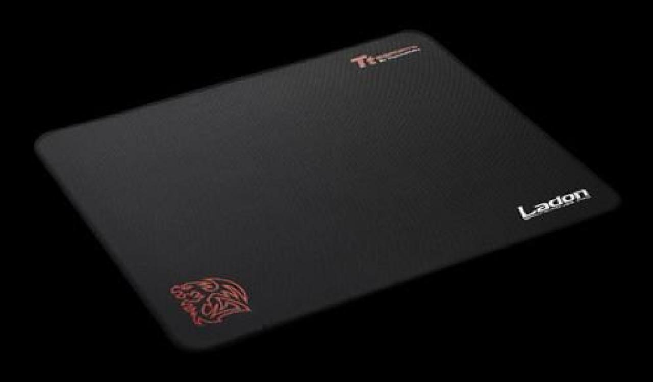 [09/09/2011] Thermaltake stellt das neue Mauspad Tt eSPorts Landon vor. (1)