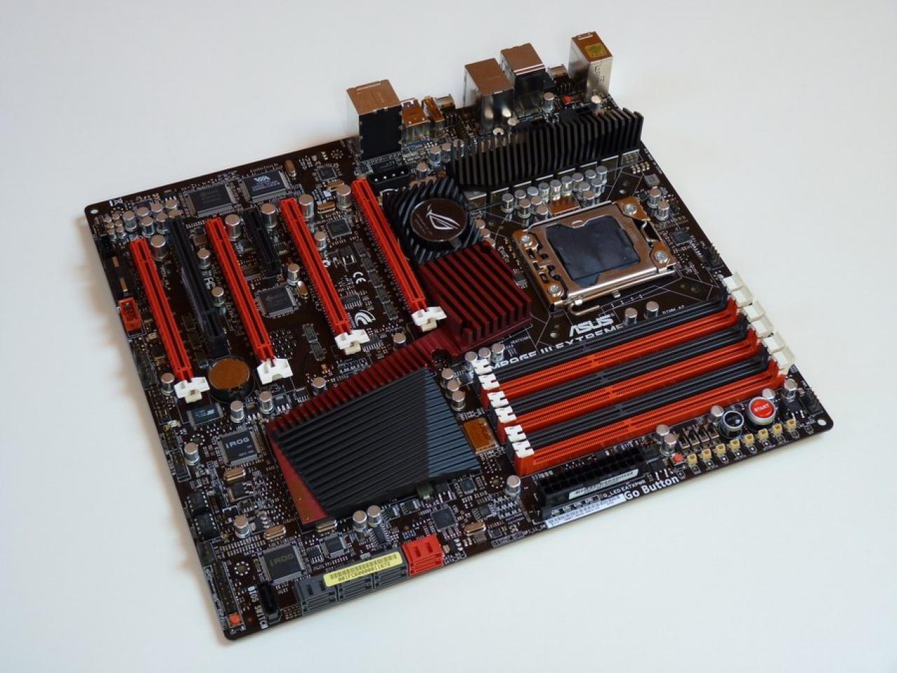 [22/10/2011] Die Mainboard-Schätze der PCGH-Community (14)