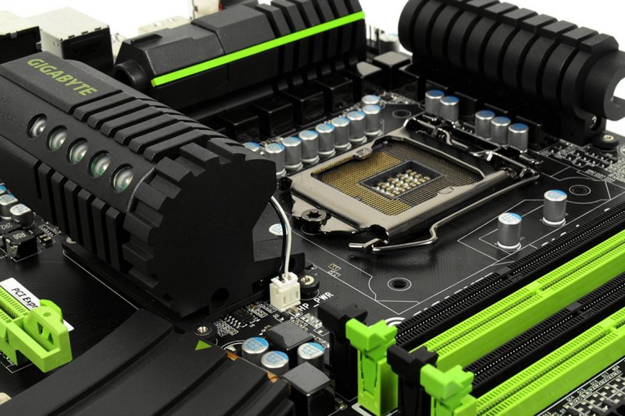 [22/10/2011] Die Mainboard-Schätze der PCGH-Community (92)