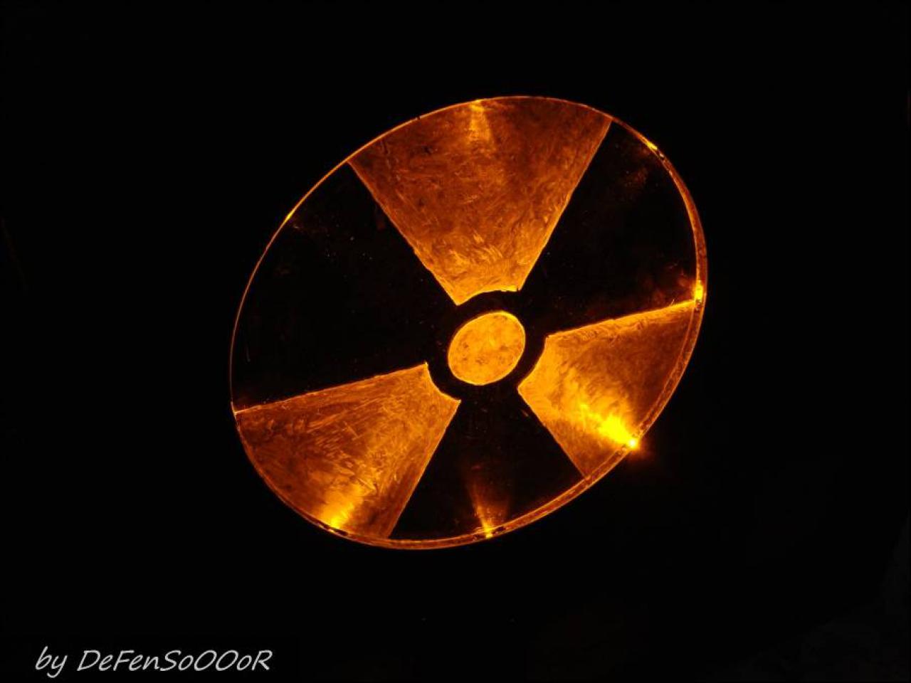 [26/10/2011] Casecon-Projekt PC in Stalker-Optik: Radioaktive Beleuchtung (35)
