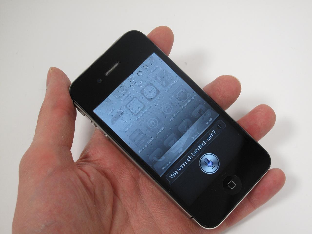 [14/10/2011] Apple iPhone 4S (10)