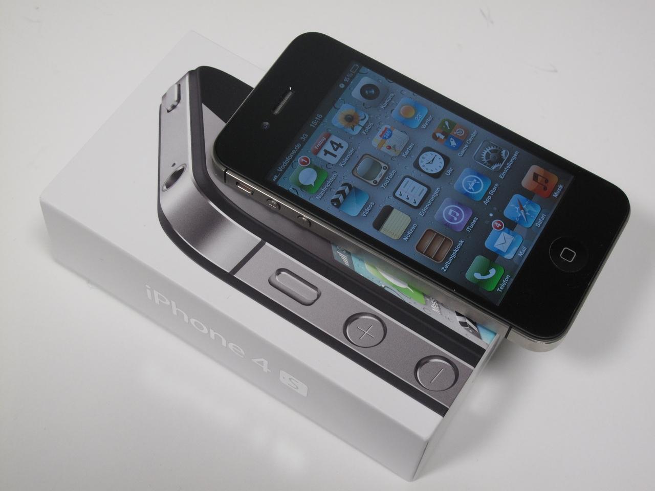 [14/10/2011] Apple iPhone 4S (2)