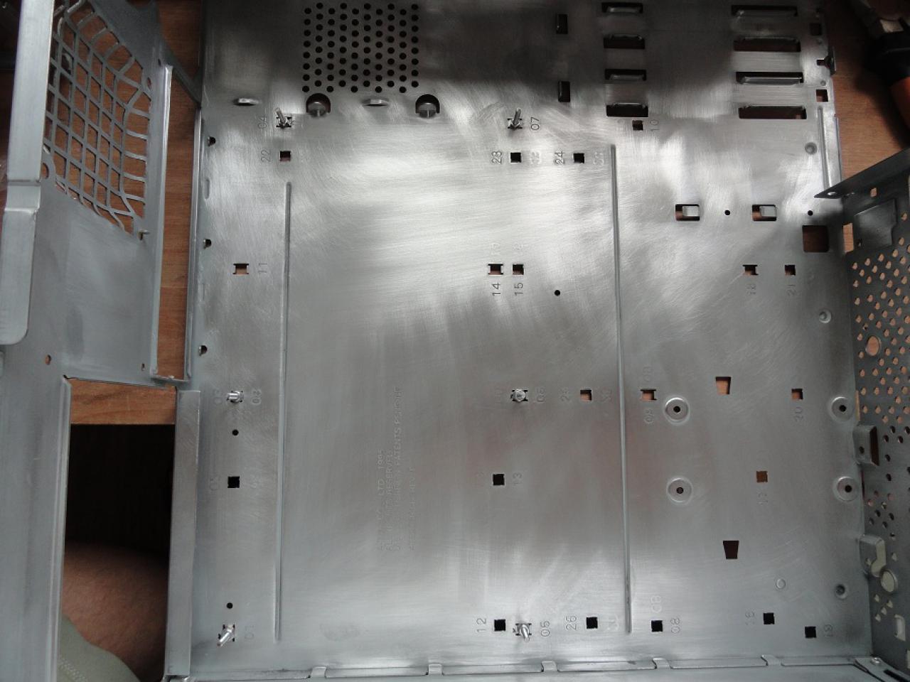[21/10/2011] Schluss mit alt und grau: Schönheitskur für den Pentium-2-PC (19)