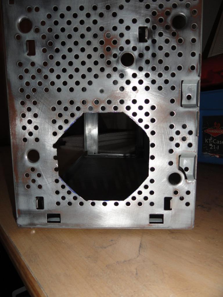 [21/10/2011] Schluss mit alt und grau: Schönheitskur für den Pentium-2-PC (92)