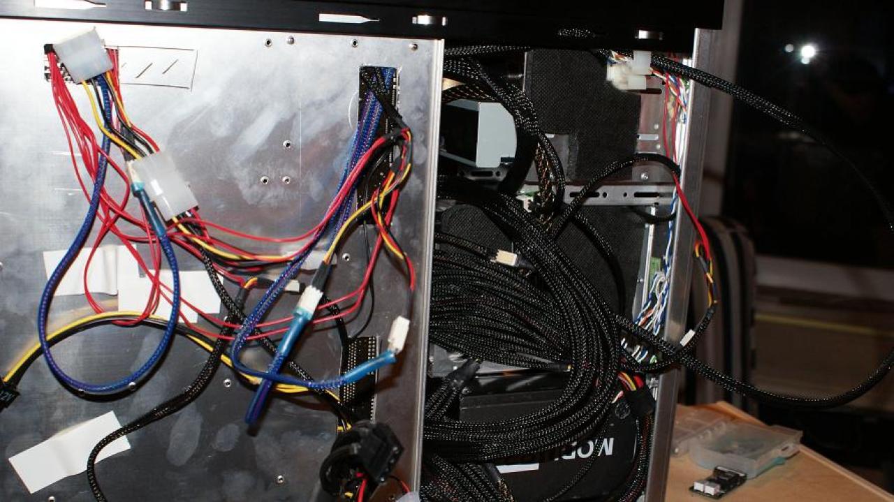[14/10/2011] Lian Li A05 goes Casemod + Wakü - Tagebuch von PCGHX-Mitglied Digger (114)