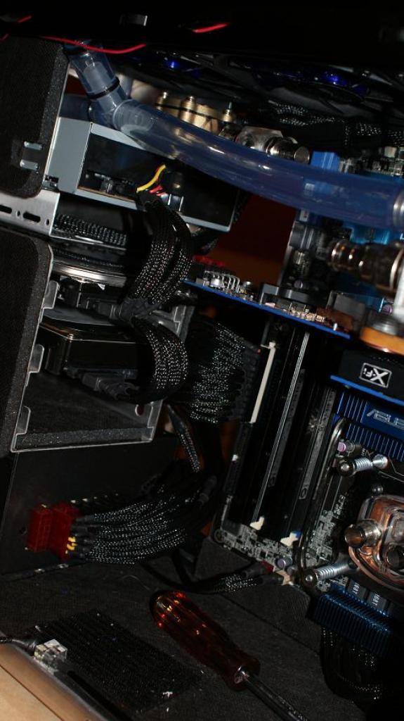 [14/10/2011] Lian Li A05 goes Casemod + Wakü - Tagebuch von PCGHX-Mitglied Digger (116)