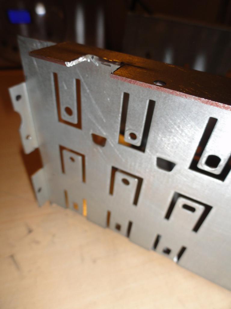 [21/10/2011] Schluss mit alt und grau: Schönheitskur für den Pentium-2-PC (143)