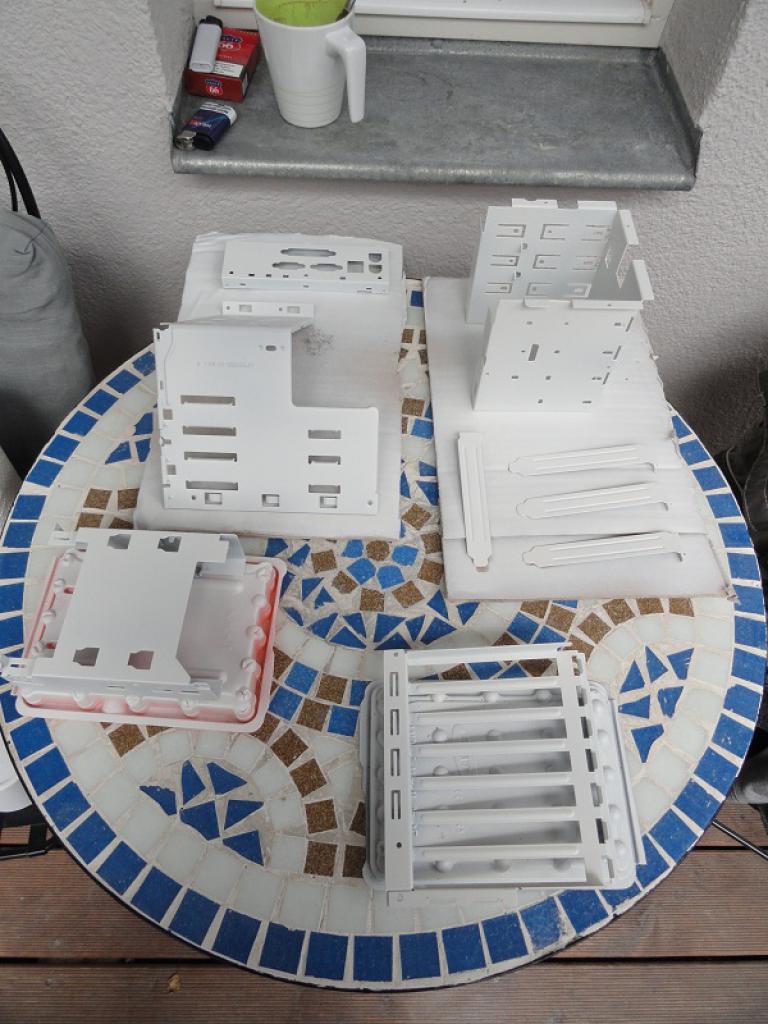 [21/10/2011] Schluss mit alt und grau: Schönheitskur für den Pentium-2-PC (155)