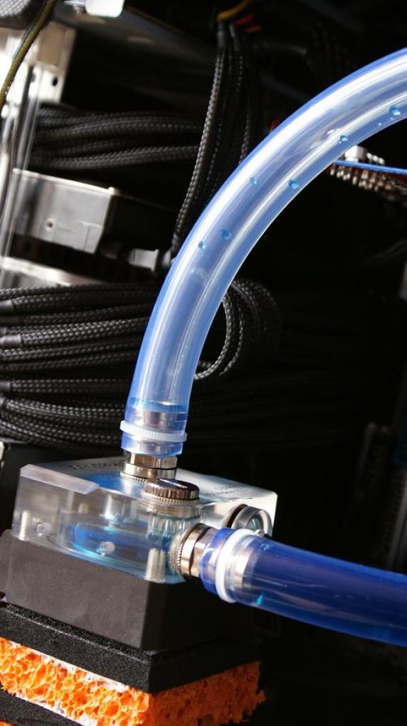 [14/10/2011] Lian Li A05 goes Casemod + Wakü - Tagebuch von PCGHX-Mitglied Digger (140)