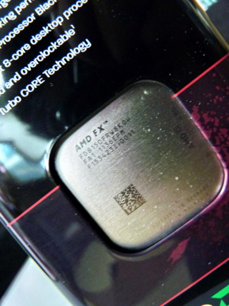 [06/10/2011] AMDs Bulldozer FX-8150 im asiatischen Handel aufgetaucht und Presse-Samples verschickt (7)