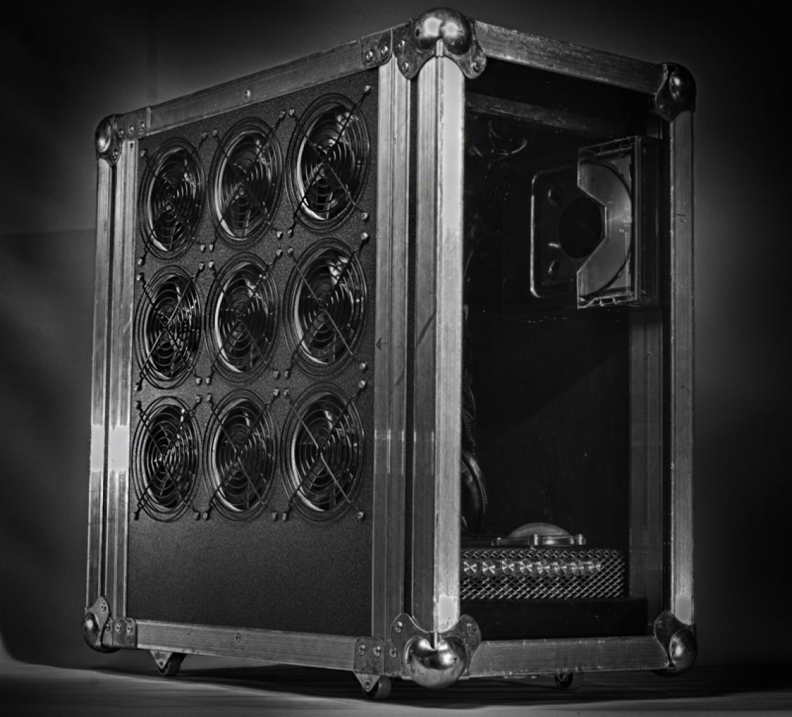 [14/10/2011] Interne Wasserkühlung in einem Flightcase samt Lautsprechern: Die Casecon von PCGHX-User negert (103)