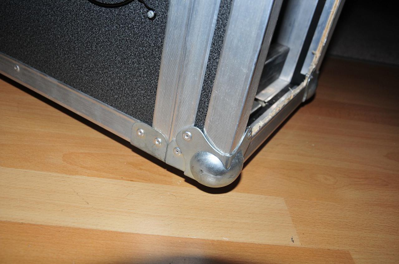 [14/10/2011] Interne Wasserkühlung in einem Flightcase samt Lautsprechern: Die Casecon von PCGHX-User negert (48)