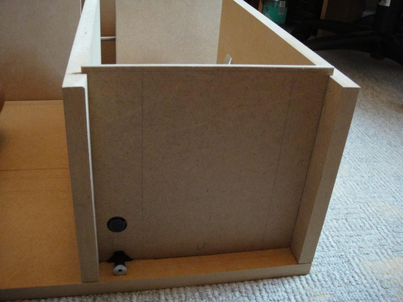 [07/10/2011] MatMades142 Holz-Casecon: Wassergekühlte Detailarbeit samt Sandy Bridge und Fermi-Grafikkarte (29)