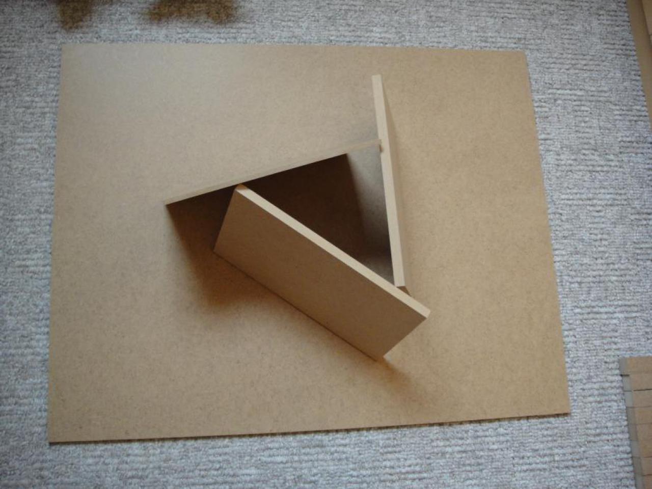 [07/10/2011] MatMades142 Holz-Casecon: Wassergekühlte Detailarbeit samt Sandy Bridge und Fermi-Grafikkarte (50)
