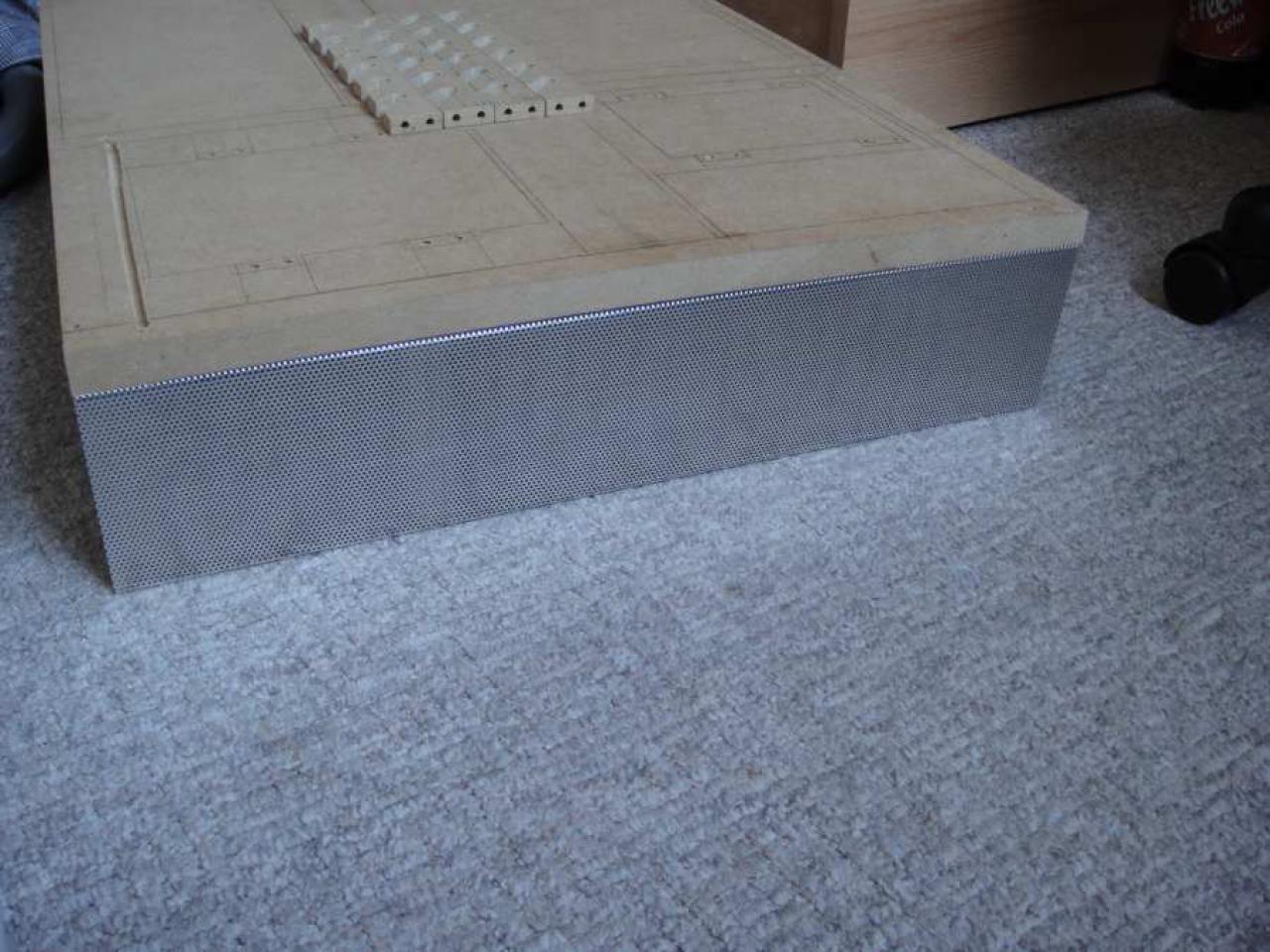 [07/10/2011] MatMades142 Holz-Casecon: Wassergekühlte Detailarbeit samt Sandy Bridge und Fermi-Grafikkarte (67)