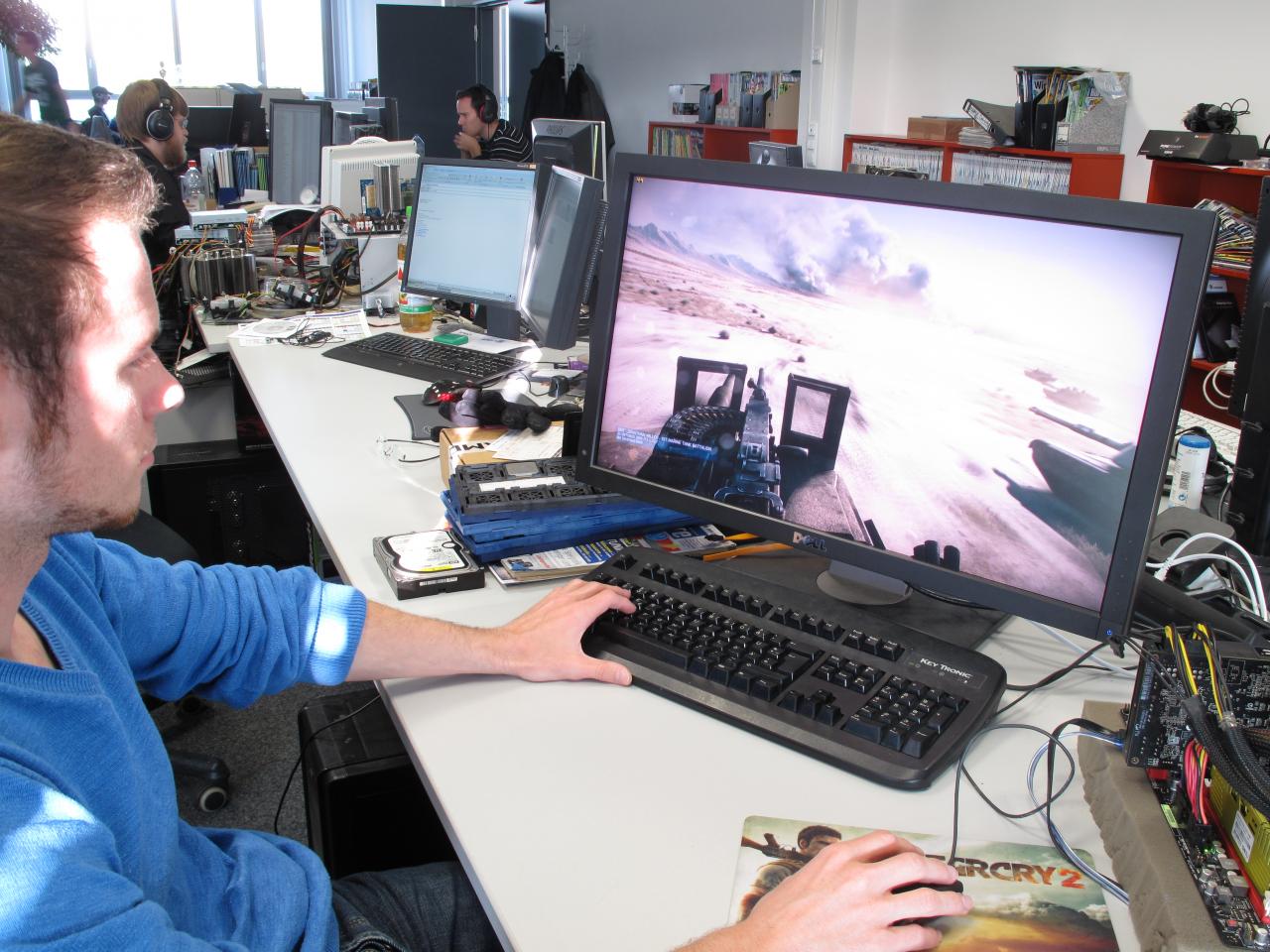 [21/10/2011] Der Bulldozer ist Geschichte respektive im Test-PC, mit dem Marc schon mal fleißig die Einzelspieler-Kampagne von Battlefield 3 spielt. 