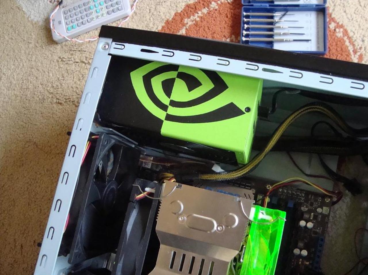 [16/10/2011] Coolermaster Silent Pro M600 by Beachboy (17)