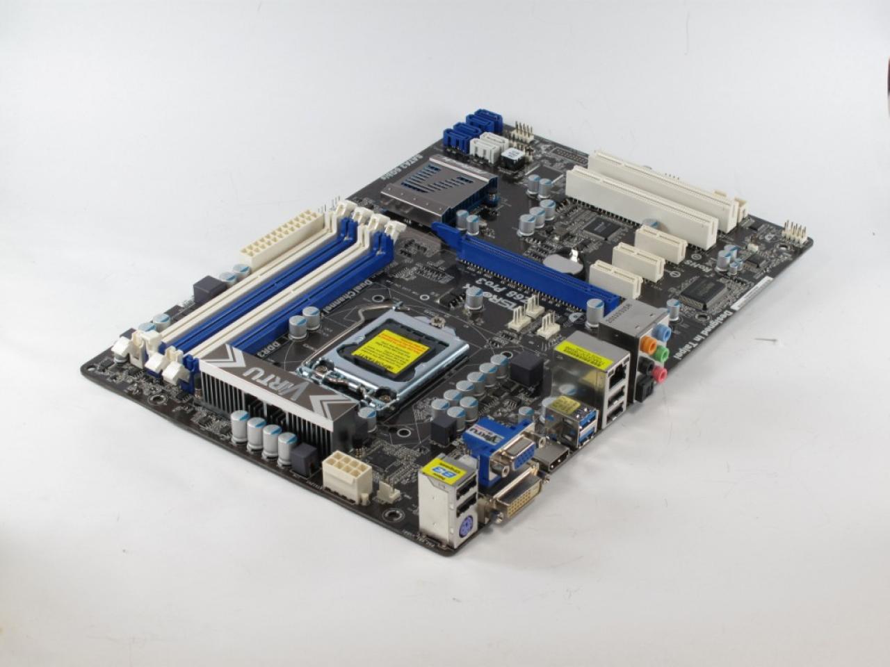 [31/10/2011] Nominiert für Hardwareprodukt des Jahres: Intel Z68 (im Bild Asrock Z68)