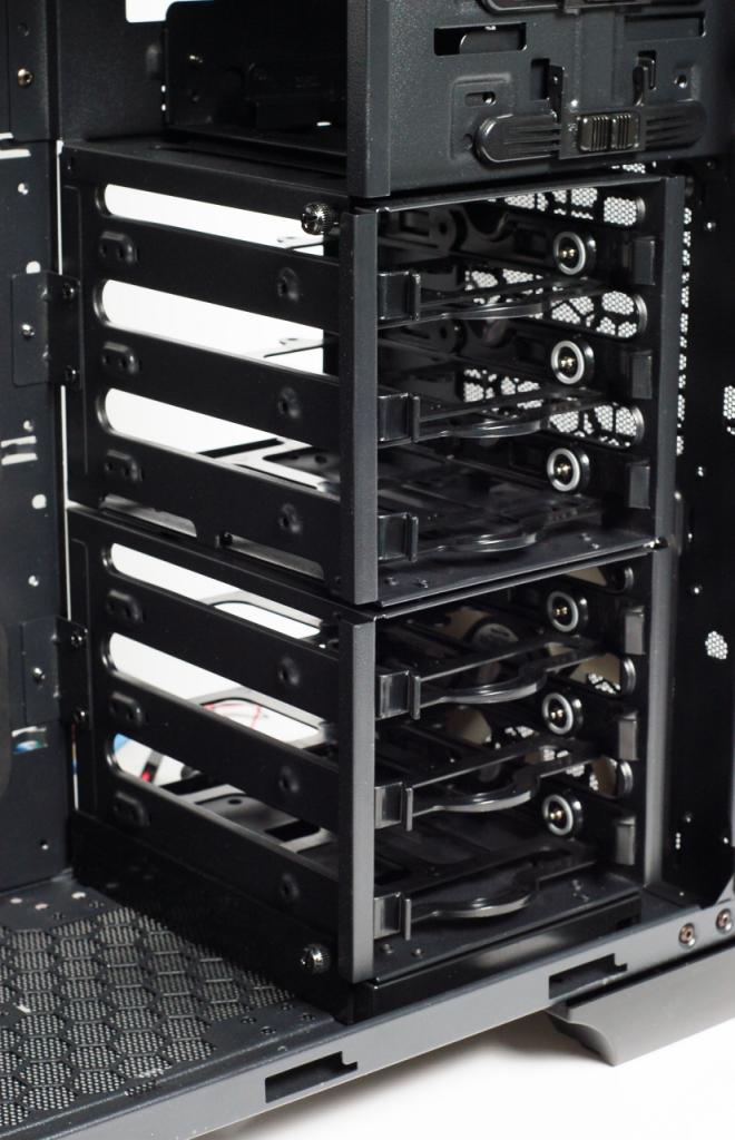 [25/10/2011] Nexus Prominent R - Neuer Silent-Tower mit Sata-Dock (7)