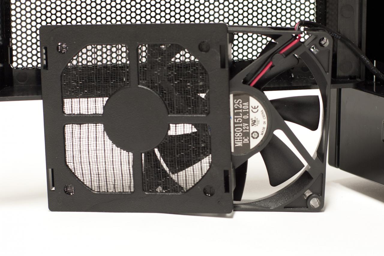 [25/10/2011] Eolize SVD-NC11-02: Neues Mini-ITX-Gehäuse aus deutschen Landen. (4)