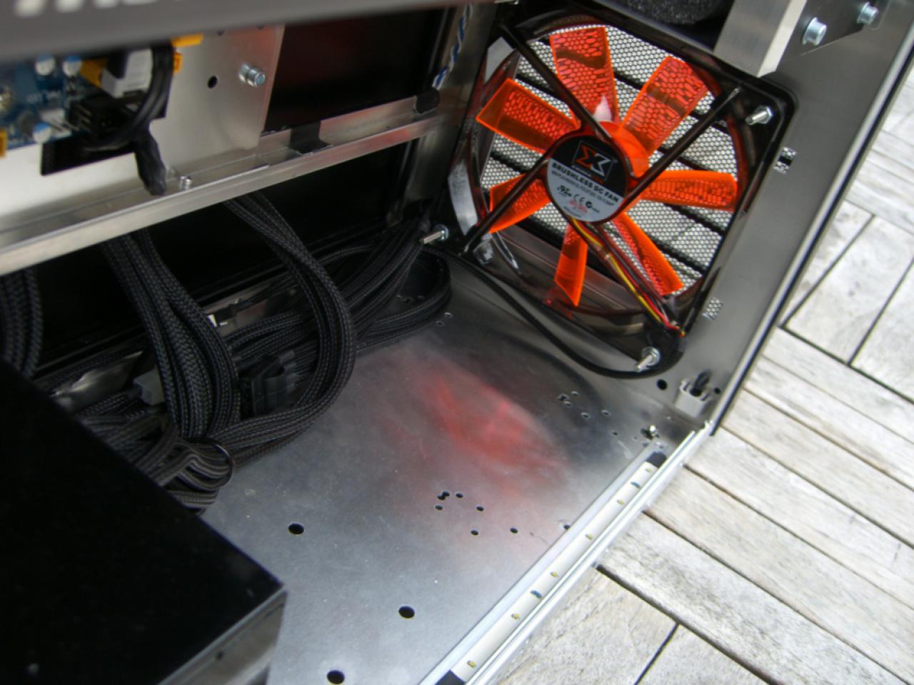 [28/10/2011] Rockstar-Casemod reloaded: Im zweiten Anlauf zum Erfolg (76)