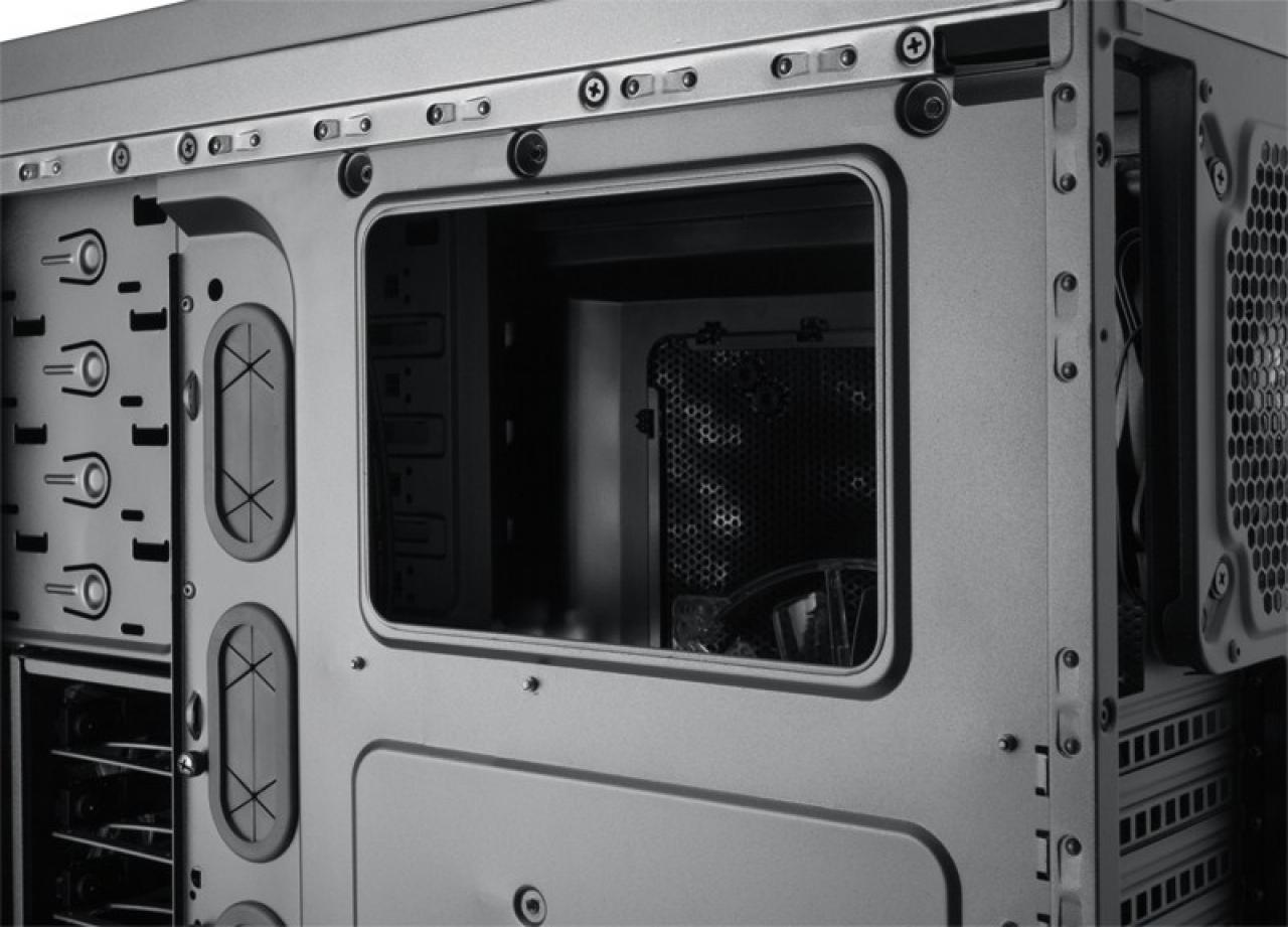 [08/10/2011] Corsair Carbide 500R : Offizieller Verkaufsstart des neuen Midi-Tower-Gehäuses (19)