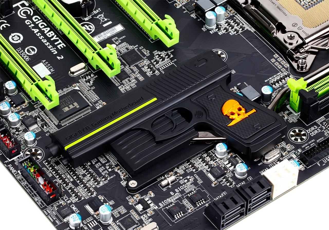 [19/10/2011] Sandy-Bridge-E: Gigabyte zeigt sein G1.Assasin 2-Killerboard mit X79-Chipsatz (1)