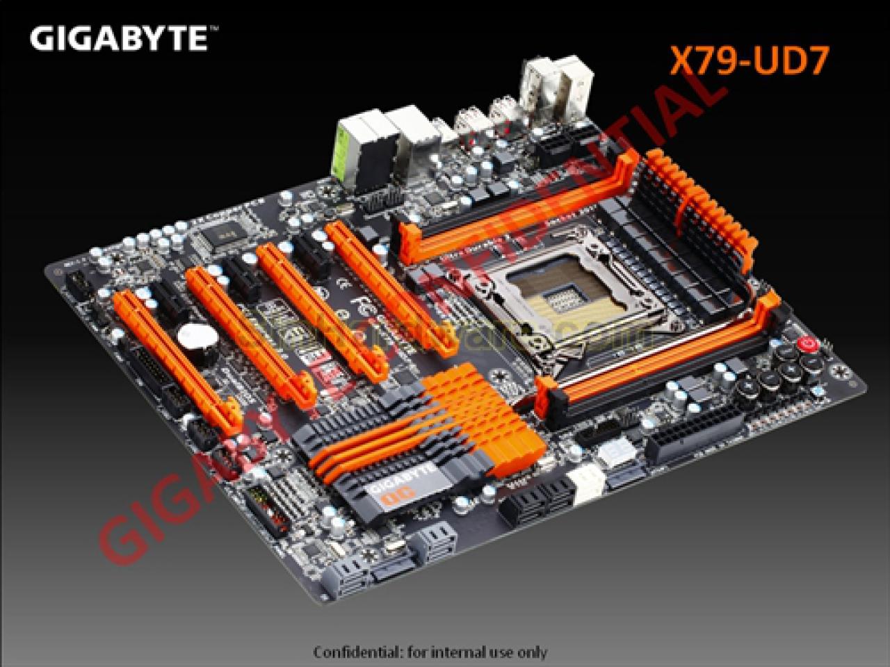 [25/10/2011] Gigabyte zum Sandy Bride E-Start mit vier Mainboards (7)