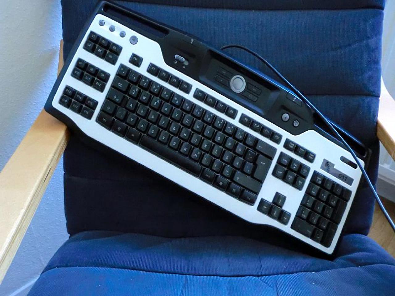 [28/10/2011] Generalüberholung einer Kellerkiste: Wasserkühlung für einen Celeron, G11-Modding und mehr (27)
