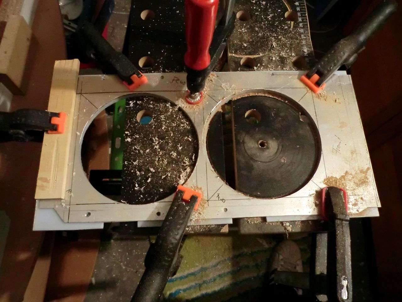 [28/10/2011] Generalüberholung einer Kellerkiste: Wasserkühlung für einen Celeron, G11-Modding und mehr (35)