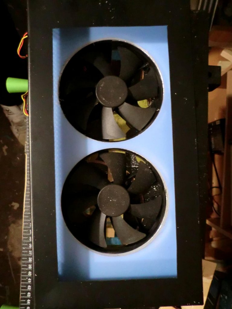 [28/10/2011] Generalüberholung einer Kellerkiste: Wasserkühlung für einen Celeron, G11-Modding und mehr (41)