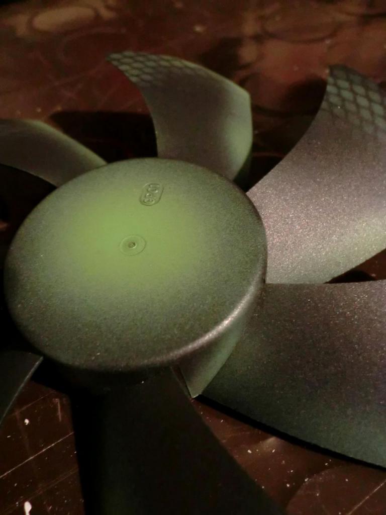 [28/10/2011] Generalüberholung einer Kellerkiste: Wasserkühlung für einen Celeron, G11-Modding und mehr (45)
