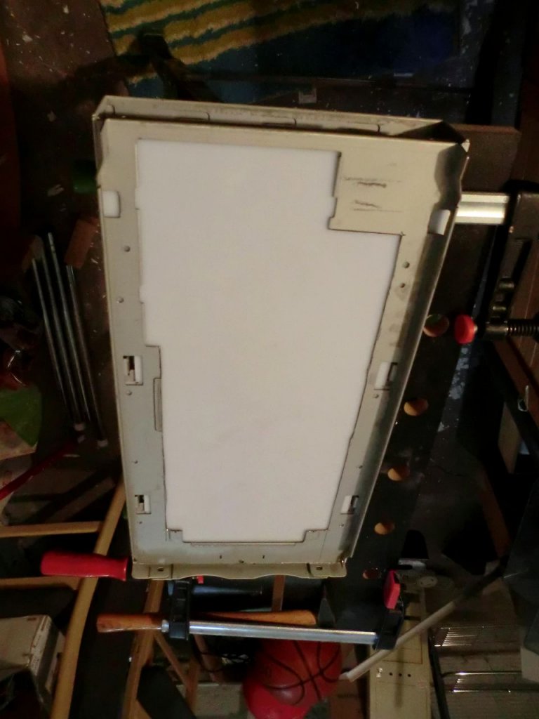 [28/10/2011] Generalüberholung einer Kellerkiste: Wasserkühlung für einen Celeron, G11-Modding und mehr (69)