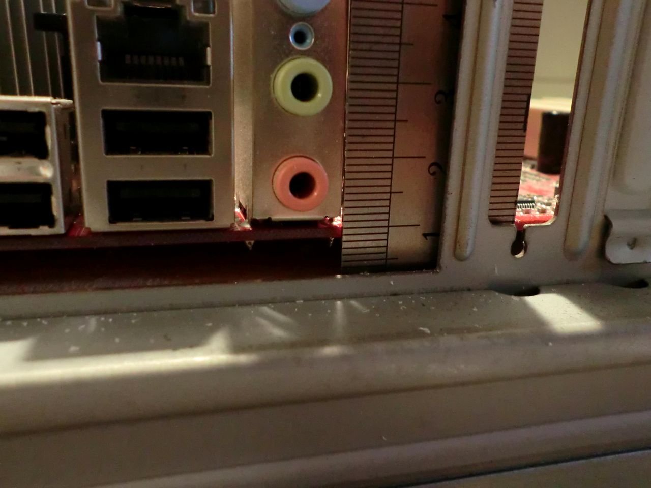 [28/10/2011] Generalüberholung einer Kellerkiste: Wasserkühlung für einen Celeron, G11-Modding und mehr (87)