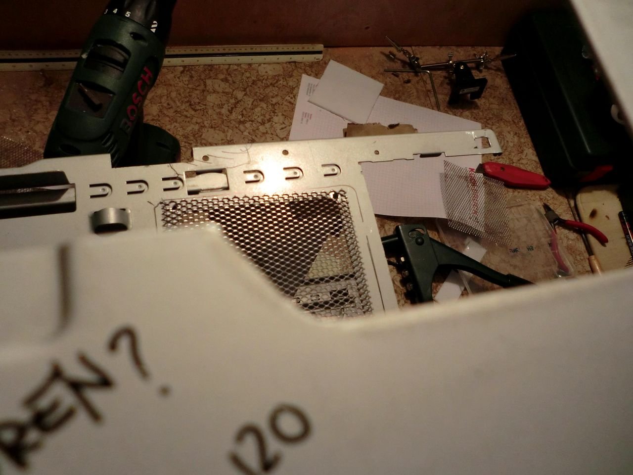[28/10/2011] Generalüberholung einer Kellerkiste: Wasserkühlung für einen Celeron, G11-Modding und mehr (89)