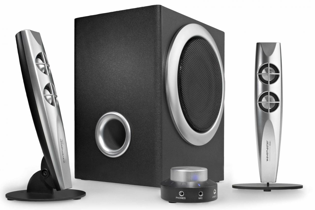 [26/10/2011] Wavemaster Stax: Aktives 2.1-System im platzsparenden Design. (4)