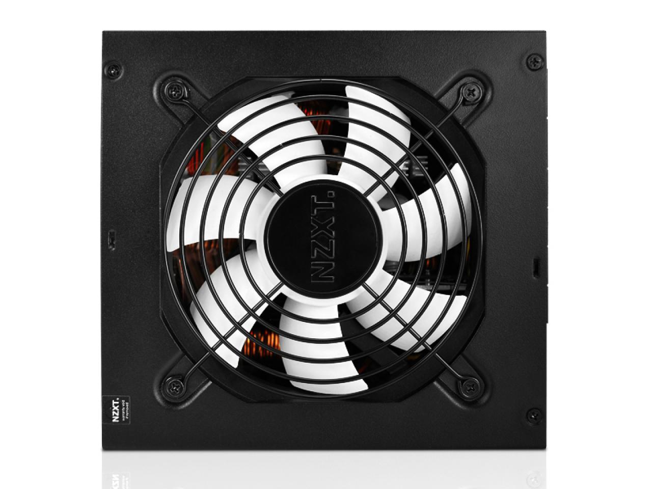 [27/11/2011] Die neue Netzteilserie Hale82 besteht aus drei Modellen mit bis zu 850 Watt. (4)