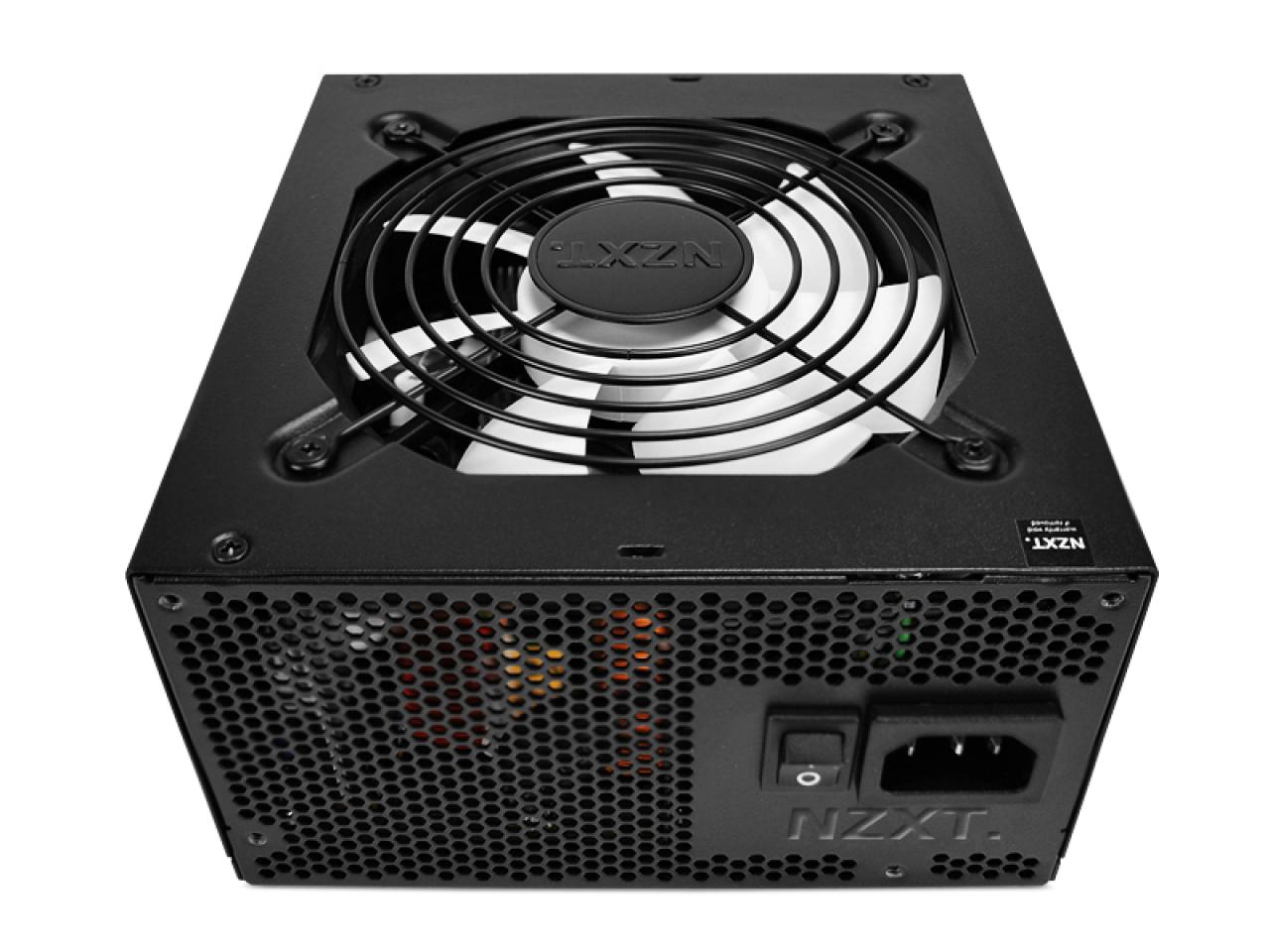 [27/11/2011] Die neue Netzteilserie Hale82 besteht aus drei Modellen mit bis zu 850 Watt. (7)