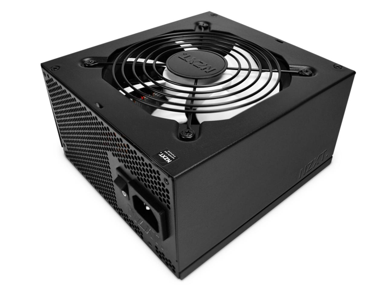 [27/11/2011] Die neue Netzteilserie Hale82 besteht aus drei Modellen mit bis zu 850 Watt. (9)