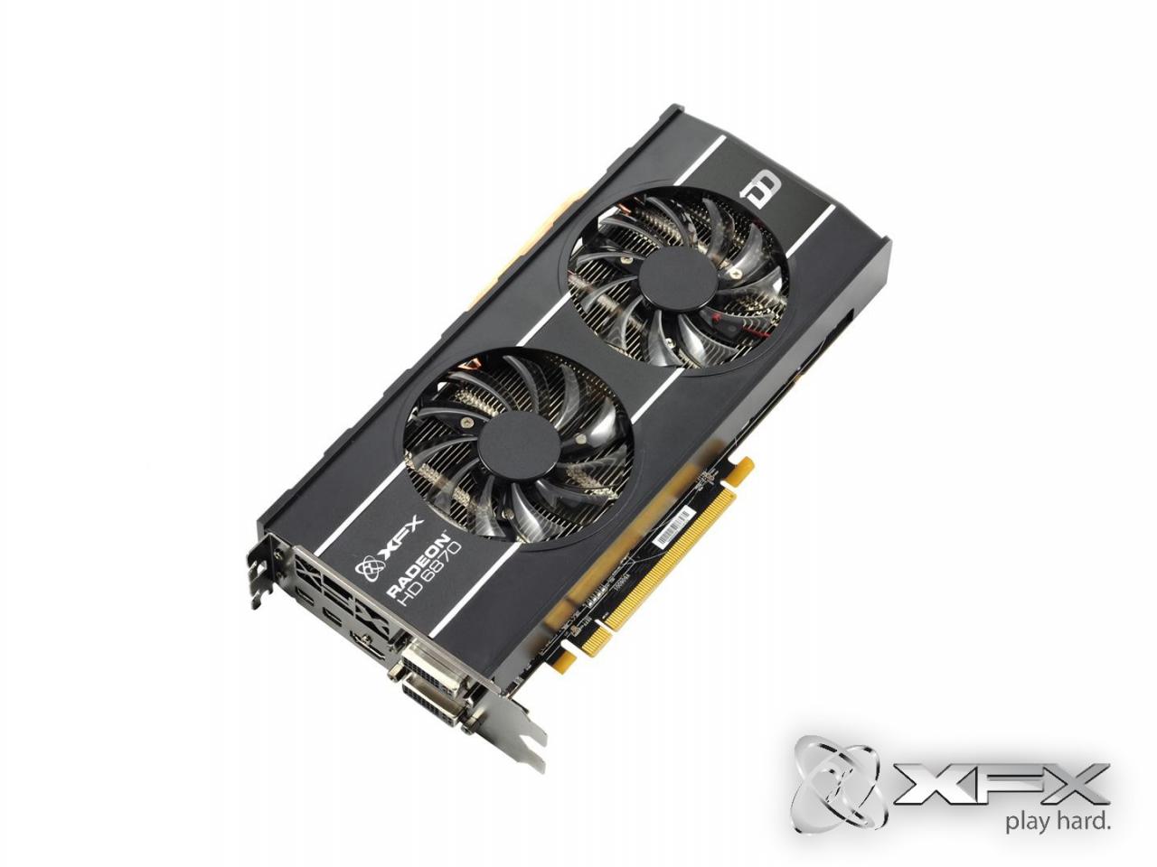 [09/11/2011] Grafikkarten-Hersteller XFX hat seiner Radeon-Serie einen neuen Kühlkörper spendiert. (3)
