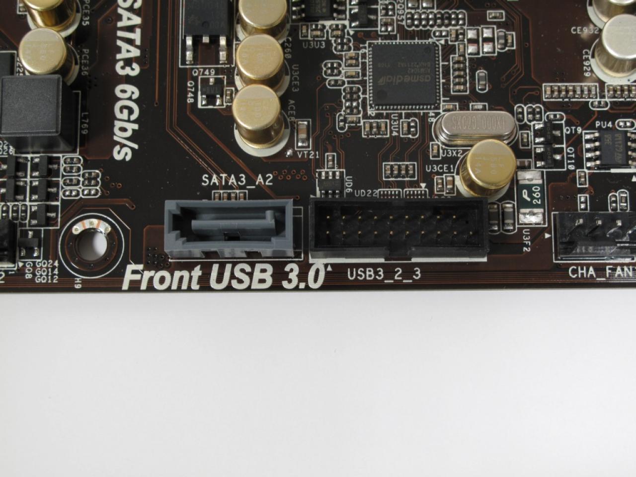 [03/11/2011] Asrock X79 Extreme4 04