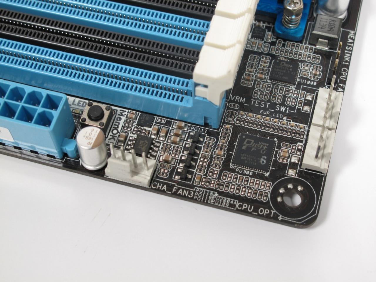 [03/11/2011] Asus P9X79 Deluxe 07