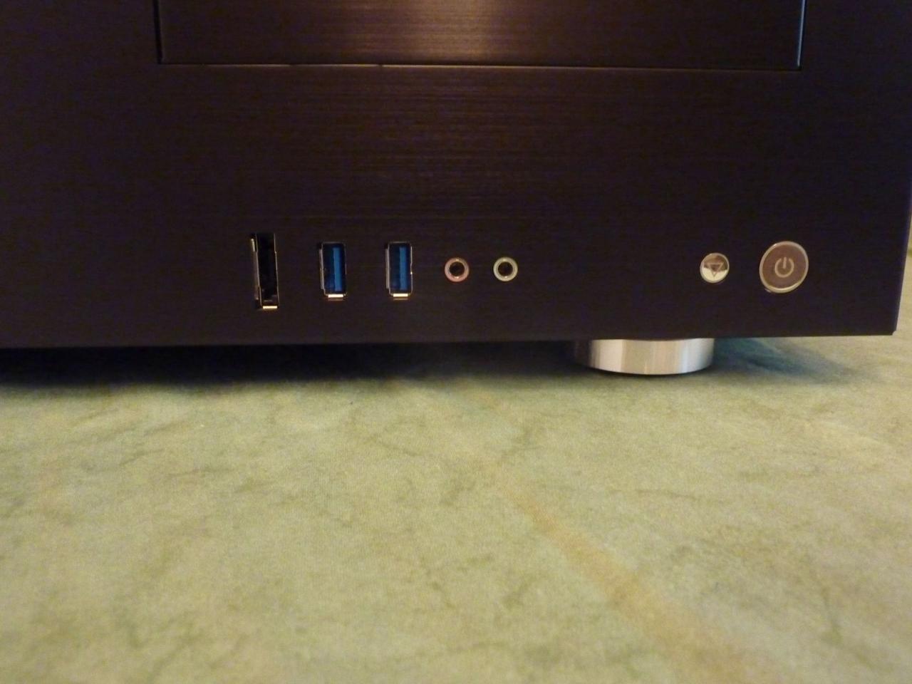 [04/11/2011] [User-Review] Lian Li PC-C60B (2)